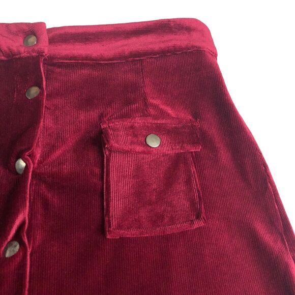 Umgee Skirt Womens Medium Burgundy Corduroy Velvet Mini Snap Front Pockets - Picture 2 of 13